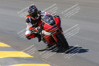 media/Oct-09-2022-SoCal Trackdays (Sun) [[95640aeeb6]]/Bowl (1015am)/